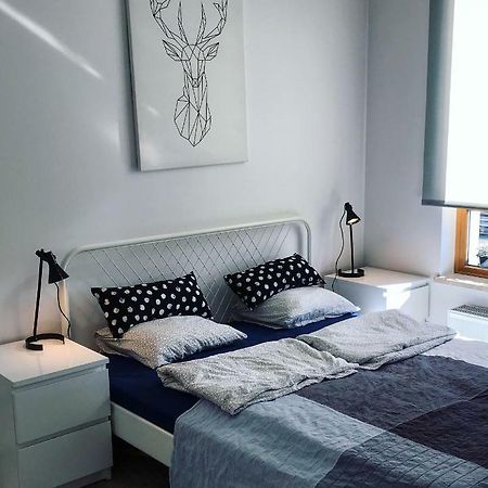 ורשה Shiraz Trio Apartament מראה חיצוני תמונה