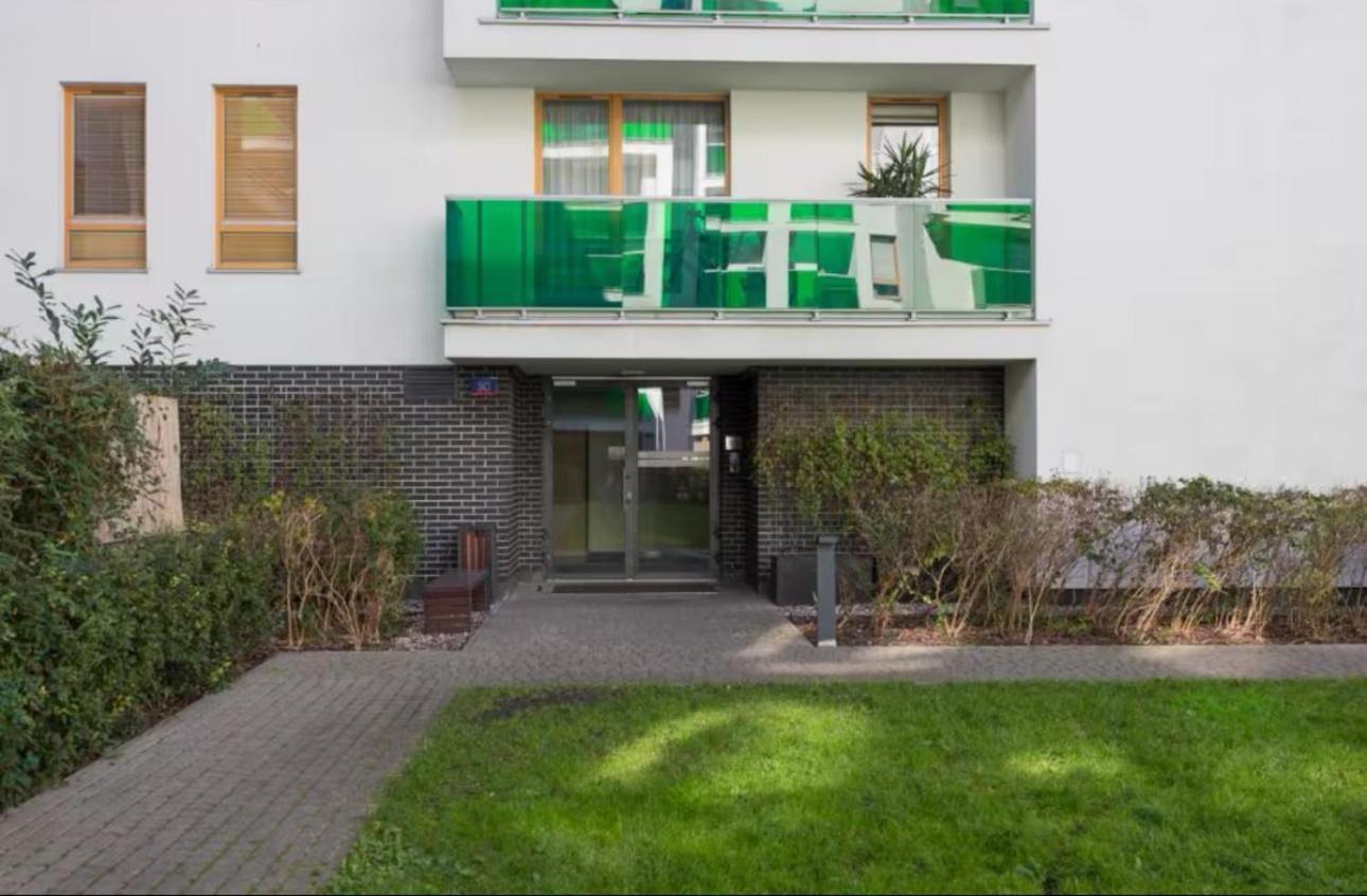 ורשה Shiraz Trio Apartament מראה חיצוני תמונה