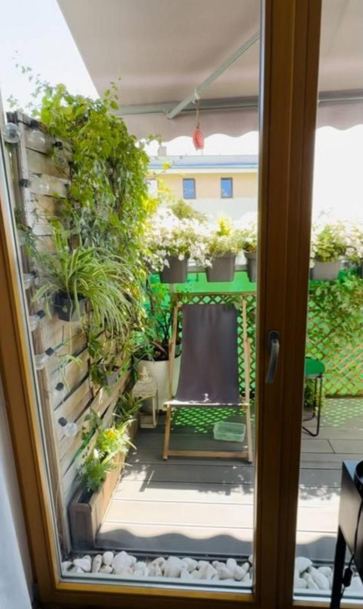 ורשה Shiraz Trio Apartament מראה חיצוני תמונה