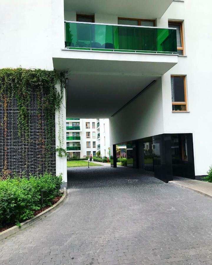 ורשה Shiraz Trio Apartament מראה חיצוני תמונה