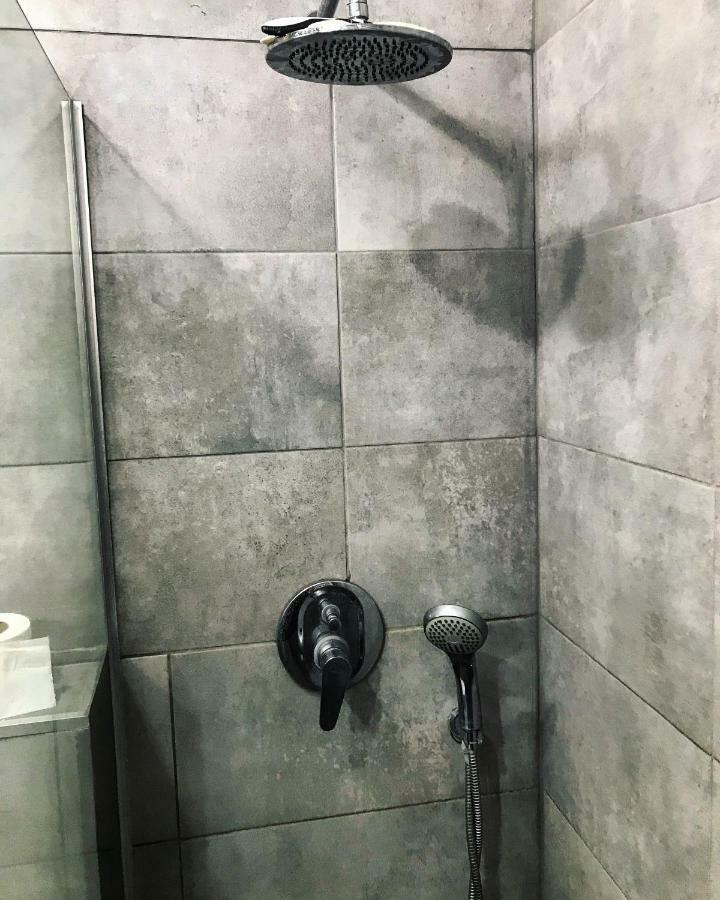 ורשה Shiraz Trio Apartament מראה חיצוני תמונה